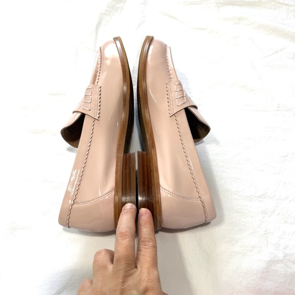 Johnston & Murphy Pink Patent Leather Loafer TRUFOAM Size 8.5M Preppy Academia - Picture 4 of 8